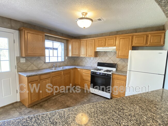 Building Photo - 10710 Joaquin Drive