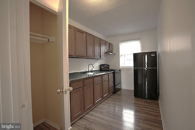 Foto del edificio - 4329 Halley Terrace SE