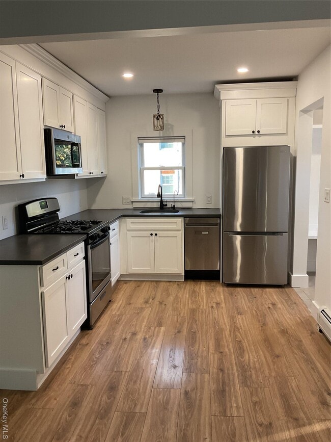 Building Photo - 50 Ridge St