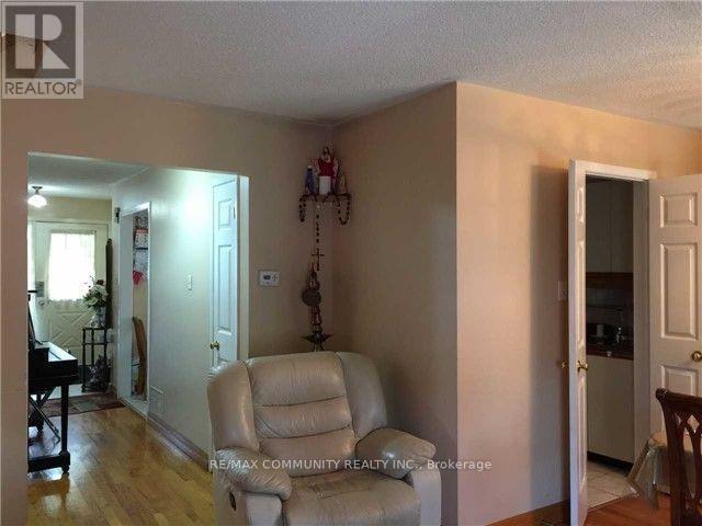 Building Photo - 105 Bellrock Dr