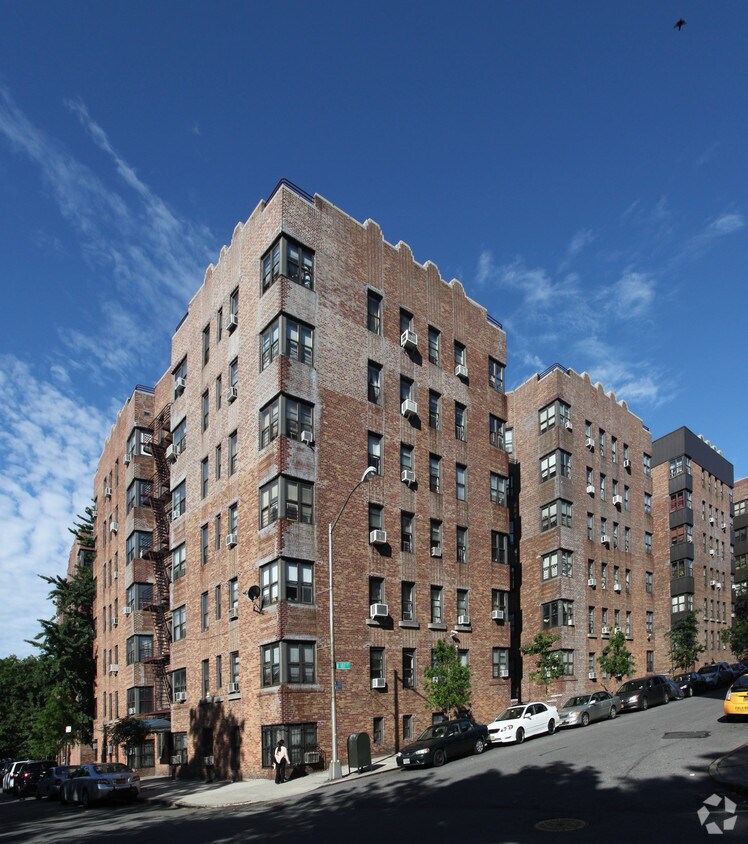 Foto principal - 480 W 187th St