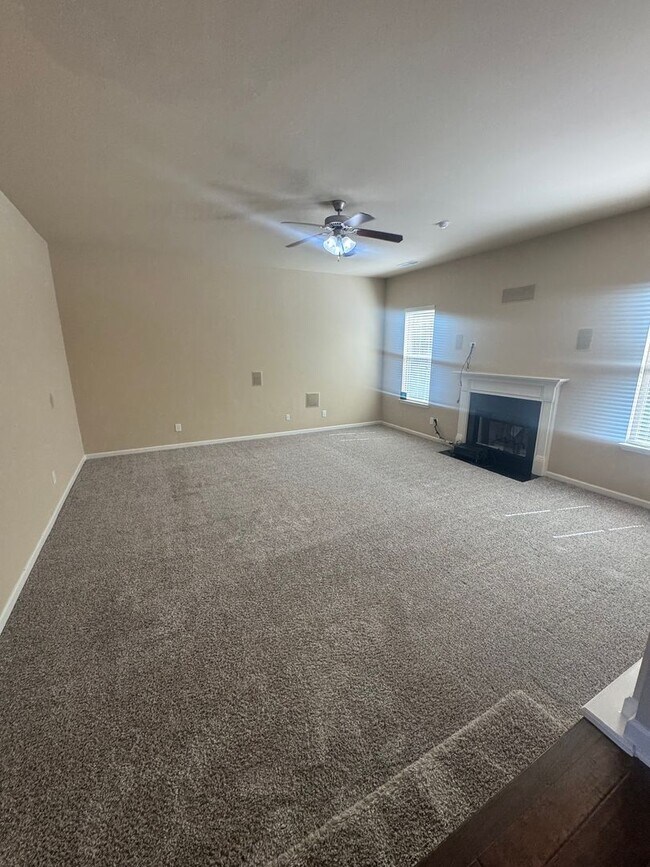 Foto del edificio - Available now 5 Minutes from Fort Eisenhow...