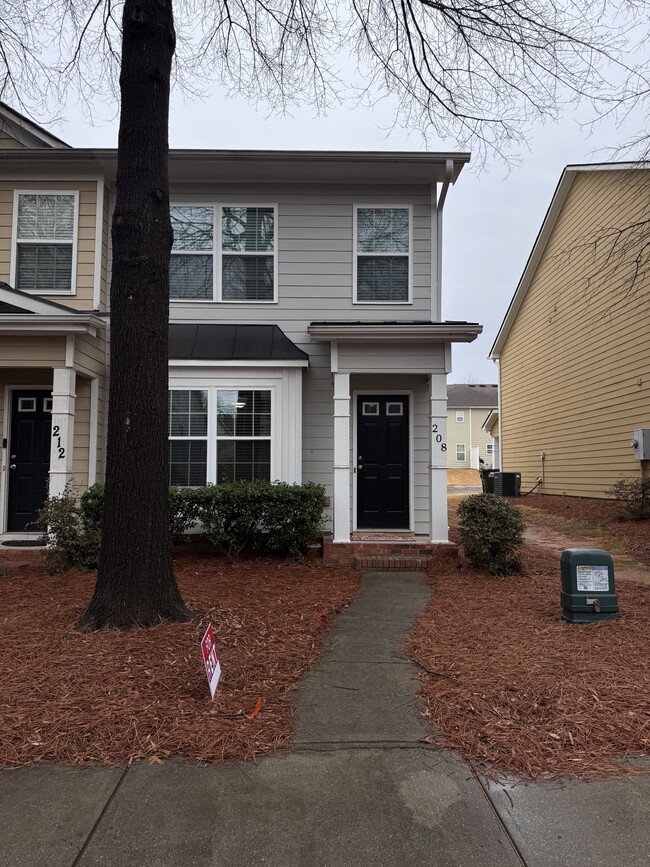 Building Photo - 208 Sidney Lanier Ave