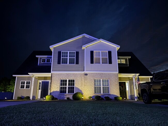 Building Photo - 2300 Chavis Dr