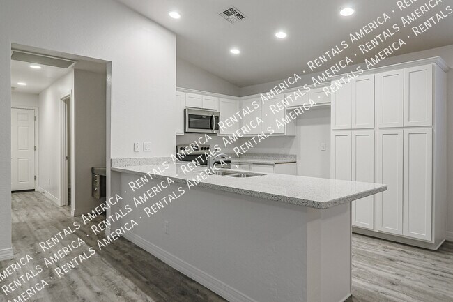Foto del edificio - 12532 W Saint Moritz Ln