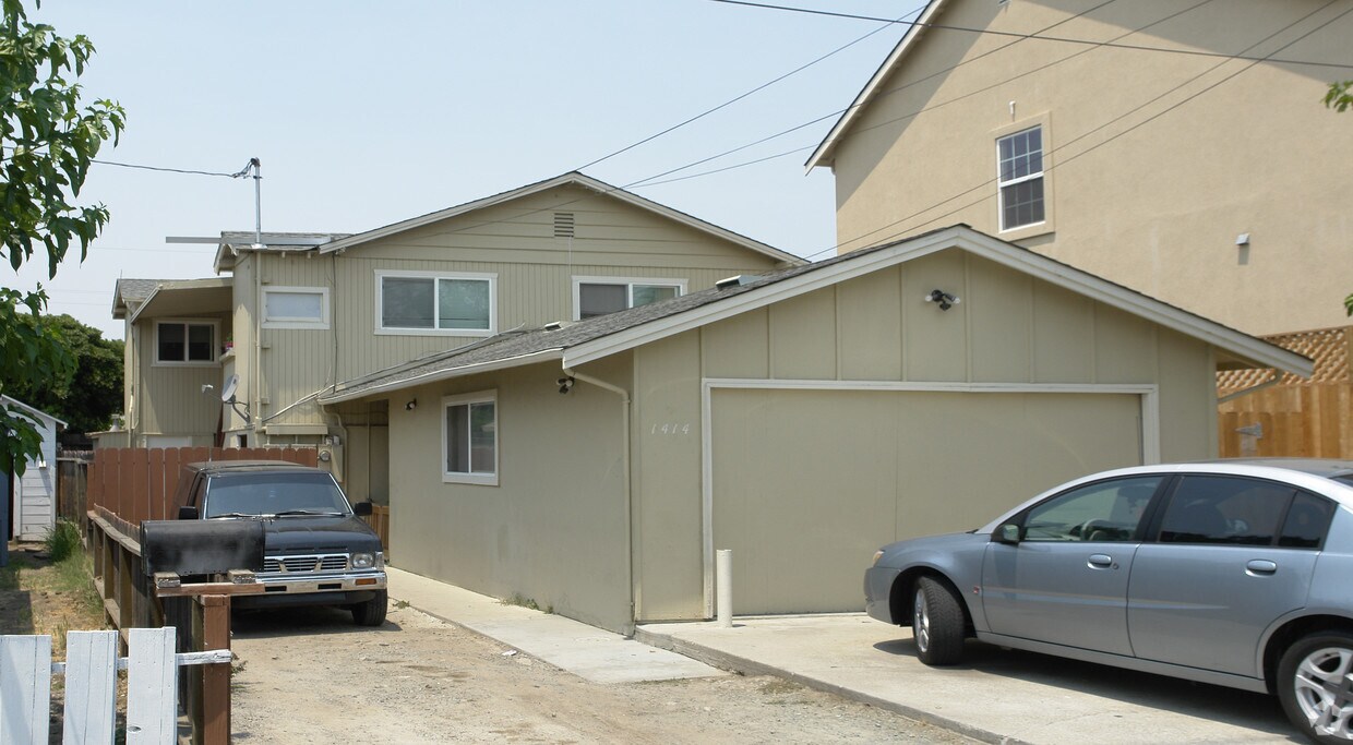 Foto principal - 1414-1418 Wisner Dr