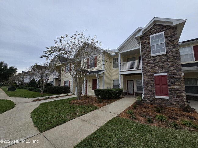 Building Photo - 575 Oakleaf Plantation Pkwy