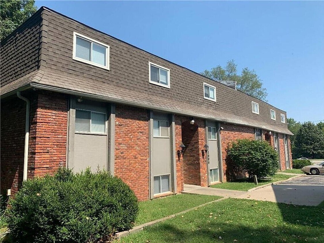 Foto principal - Spacious 1 Bedroom at Normandy Apartments