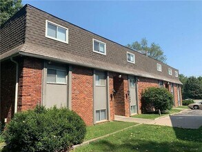 Building Photo - 1908 N 77th St