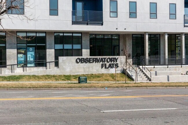 Foto del edificio - 2374 S University Blvd