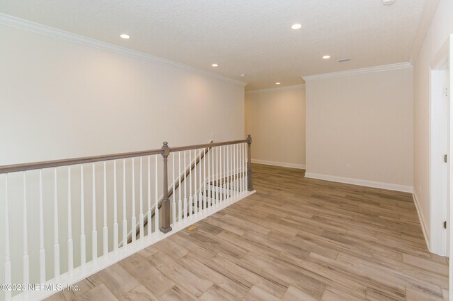 Building Photo - 136 Oyster Bay Way