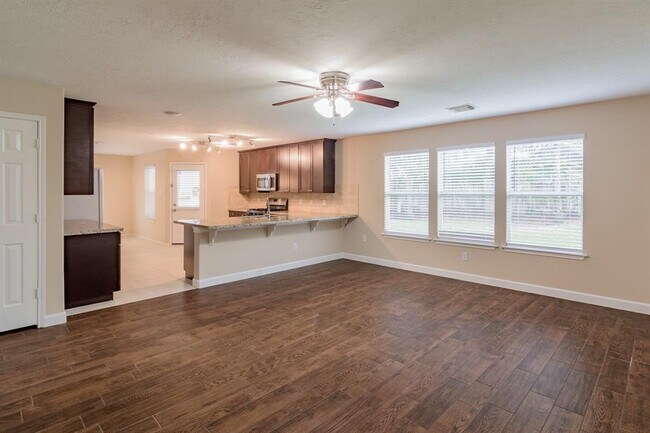 Building Photo - 14 S Vesper Bend Cir
