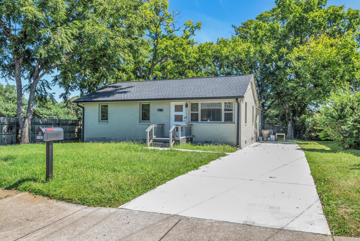 1108 32nd Ave N, Nashville, TN 37209 House Rental in Nashville, TN