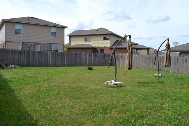 Building Photo - 13504 Coomer Path