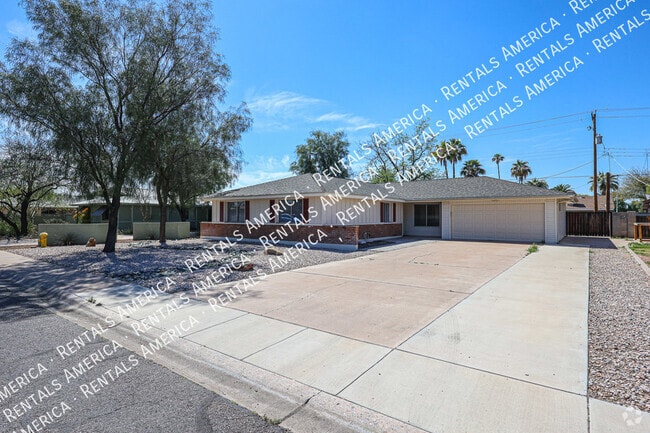 Building Photo - 3704 S Terrace Rd