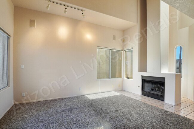 Foto del edificio - CONDO ON THE GREEN