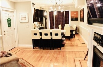 Building Photo - 156 I St