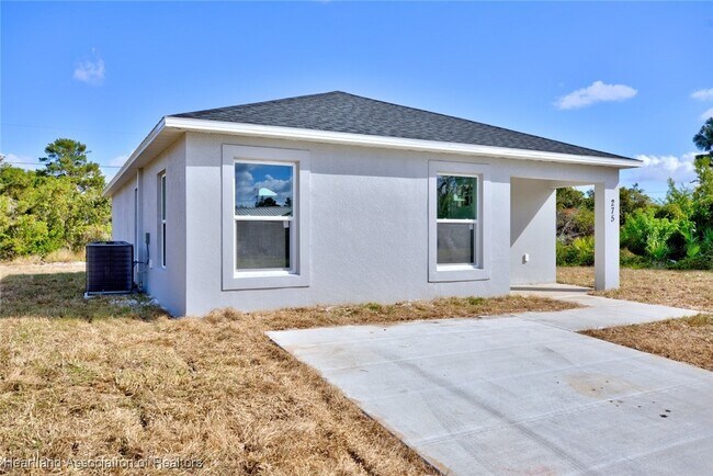 Foto del edificio - 275 Cumquat Rd NW