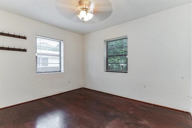 Building Photo - 1071 NW 34th St