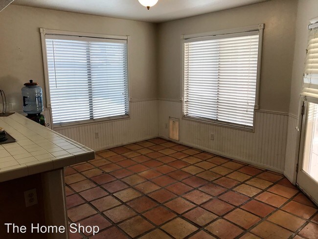 Building Photo - 376 Sanctuary Ct
