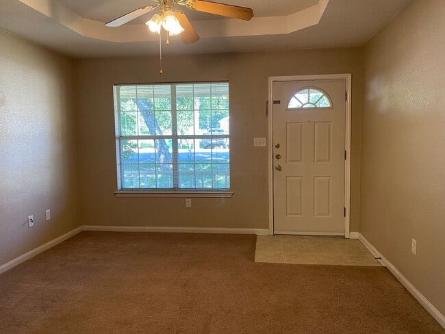 Foto del edificio - 3 BEDROOM CLOSE TO UMHB