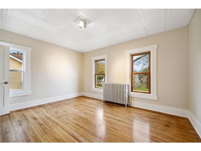 Building Photo - Entire Upper Level of New Remodel Building...
