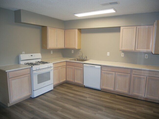 Foto del edificio - 5149 Gray Dr