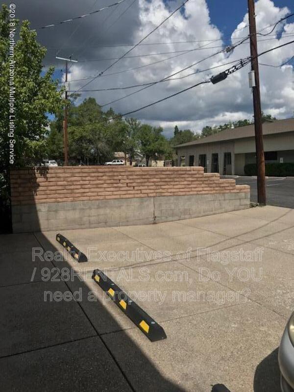 Building Photo - 110 E Dale Ave