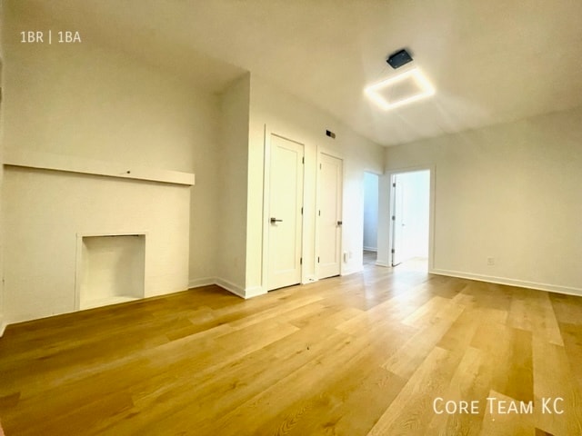 Foto del edificio - 712 Linwood Blvd