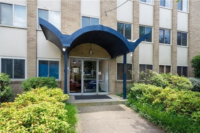 Photo - West Ghent Apartment