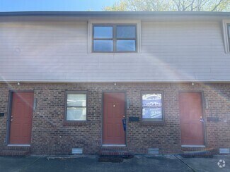 Building Photo - 104-116 N Cumberland Ave