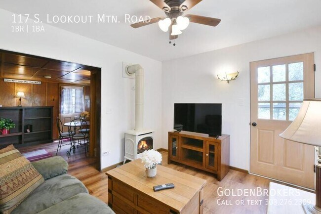 Foto del edificio - 117 S Lookout Mountain Rd