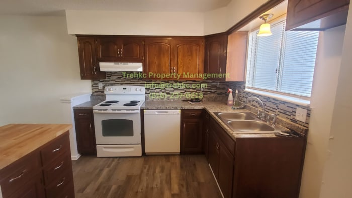Primary Photo - 11567 Food Ln