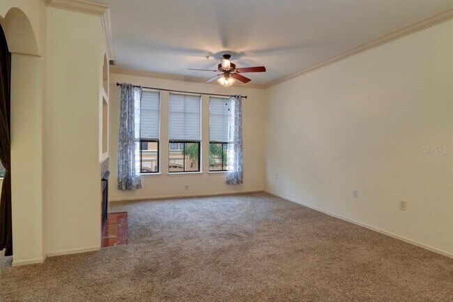 Building Photo - 2749 Via Cipriani