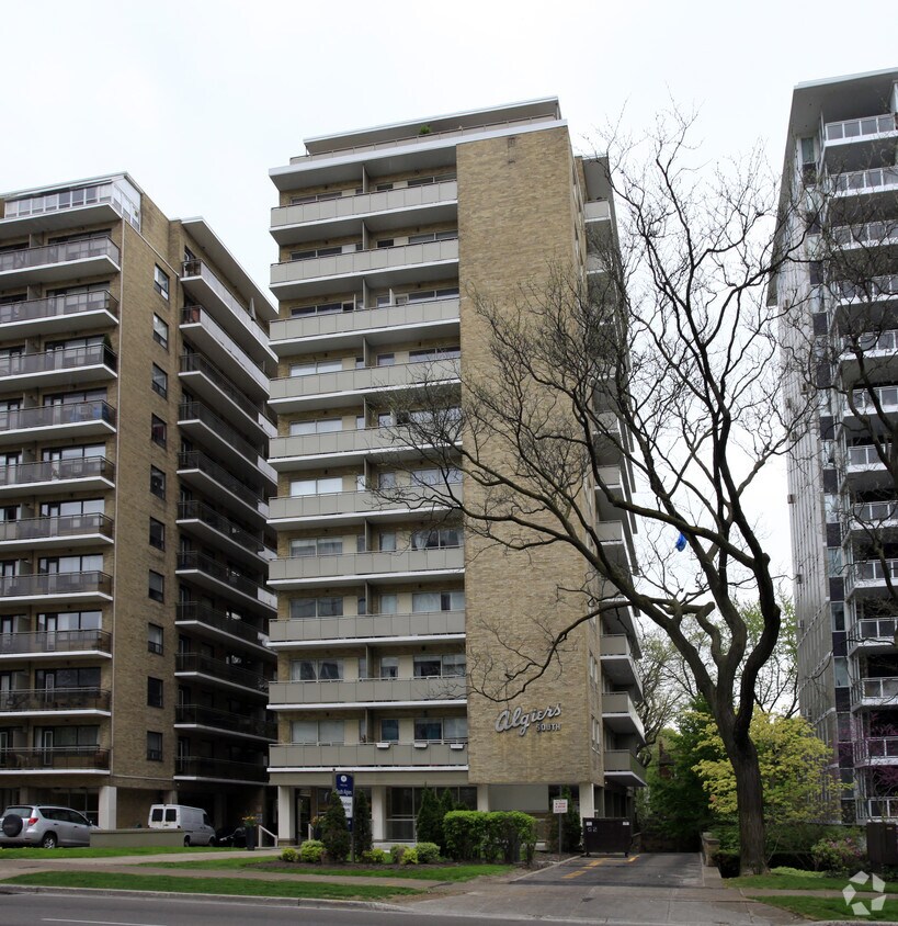 South Algiers Apartments 565 Avenue Rd Toronto, ON