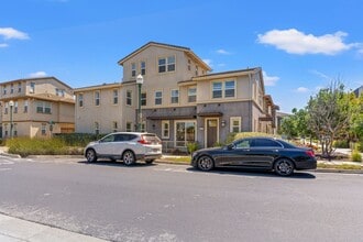 Building Photo - 2730 Bette St