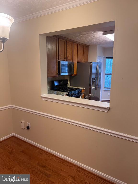 Building Photo - 9805 Doubletree Terrace