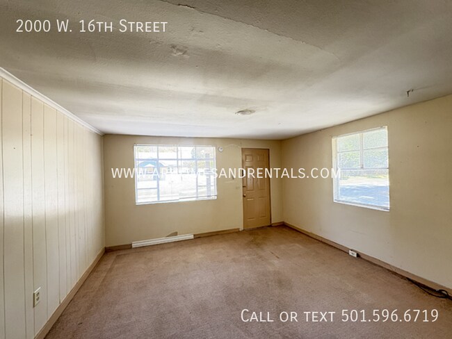 Foto del edificio - 2000 W 16th St