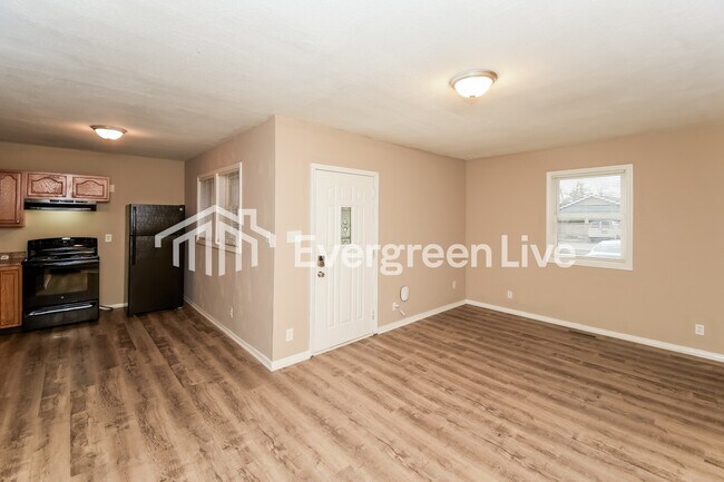 Foto del edificio - 1119 Waldemere Ave