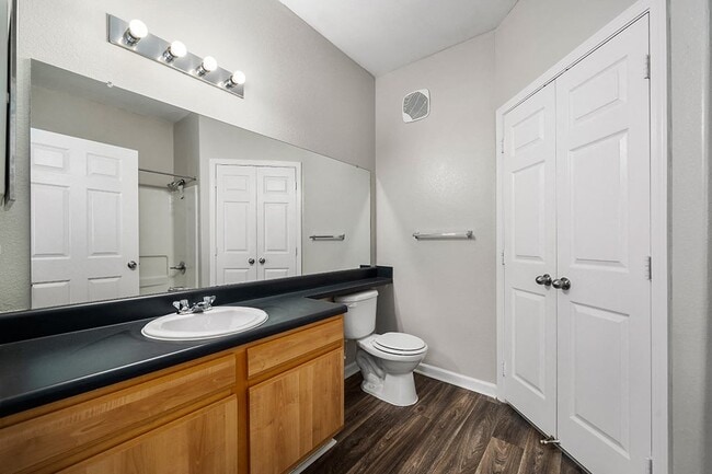Elms - 2 Bed / 2 Bath - 1,020 Sq.Ft. - Maple Village Apartments
