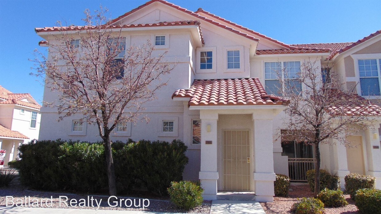 Foto principal - 8555 W Russell Rd