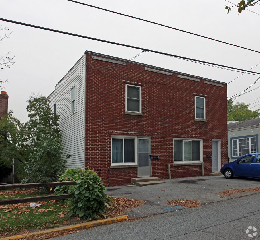 140 West St, Crown Point, IN 46307 Apartments in Crown Point, IN