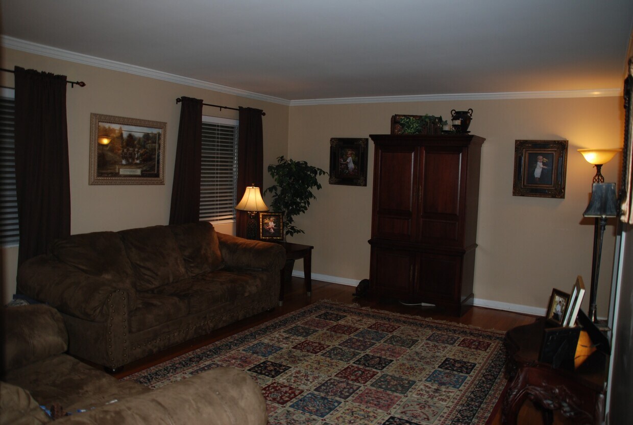 3740 Spearman Dr, Hoover, AL 35216 House Rental in Hoover, AL