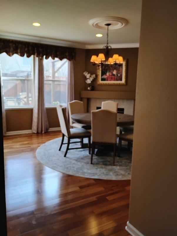 Foto del edificio - 1122 Mitchell Ln