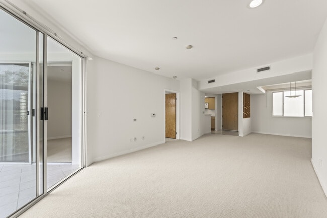 Foto del edificio - 171 N Church Ln