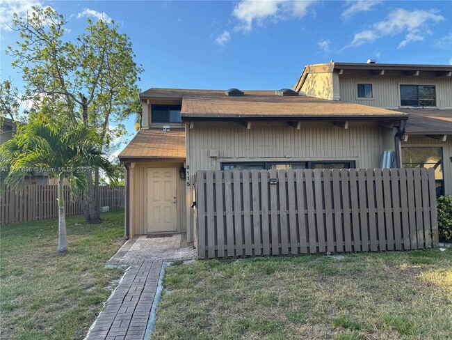 Foto del edificio - 8115 SW 21st Ct