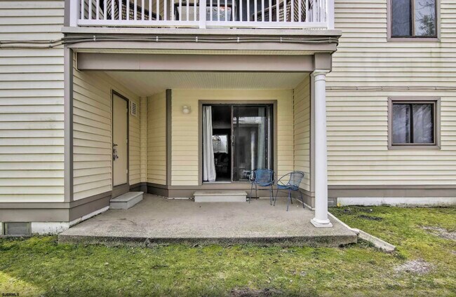 Building Photo - 169 N Basin Dr