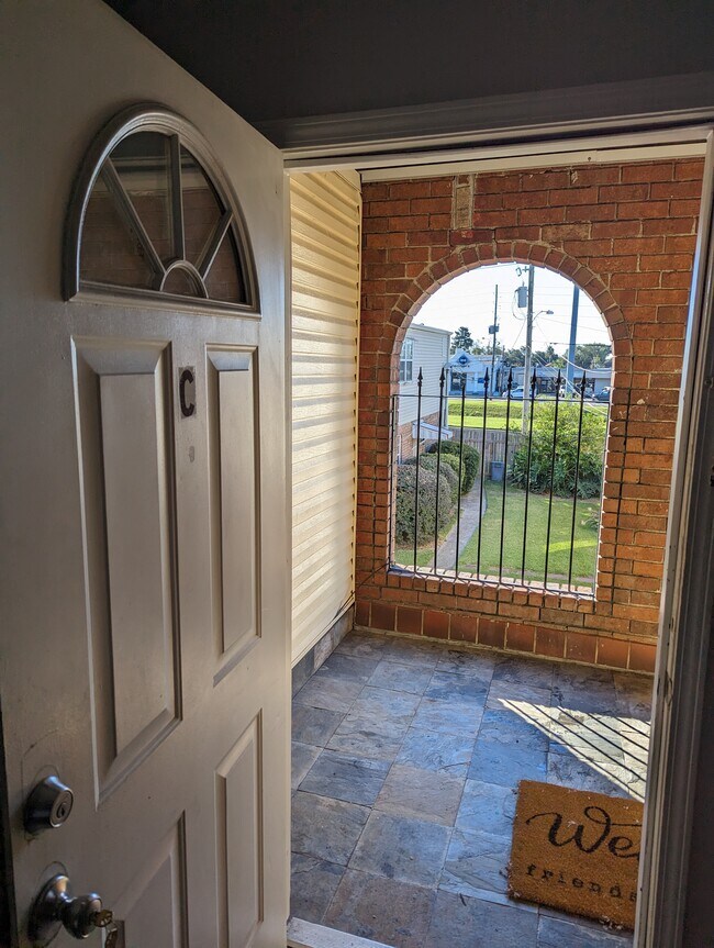 Foto del edificio - 4405 Barnett Street