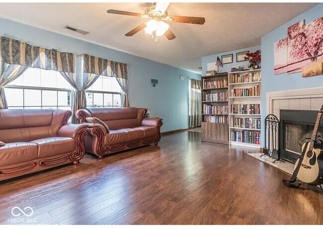 Foto del edificio - 113 Gazebo Dr