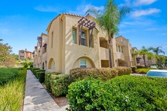 Building Photo - 2952 Escala Cir